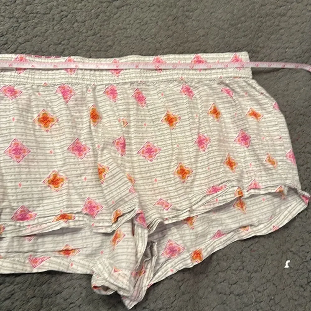 Victoria’s Secret Pajama Shorts Size Medium